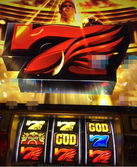 凱旋で赤7からの、あの機種でゴッド降臨!?「7/21パチスロ稼動」
